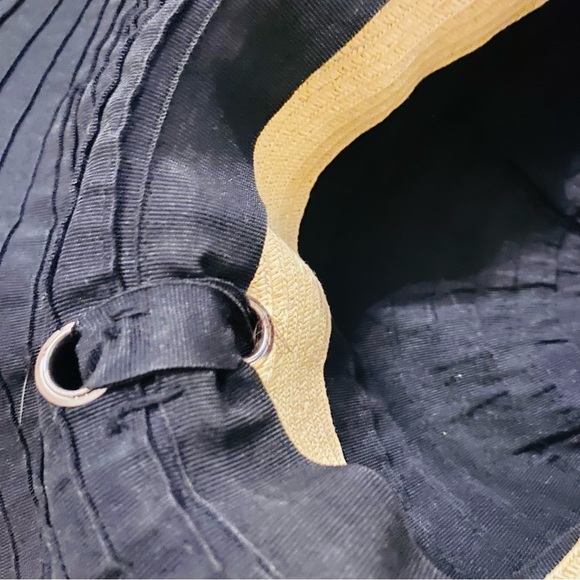 ⭐️ AUGUST Black and Tan Ribbon Bow Sun Hat - Picture 7 of 9